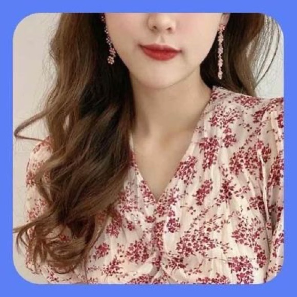 New Unique Pretty Cascading Multi Colorful Beauty Rhinestone Flower 🌸 Earrings - Picture 8 of 8